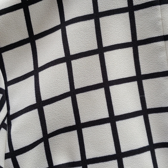 Blazer - Picture 3 of 3